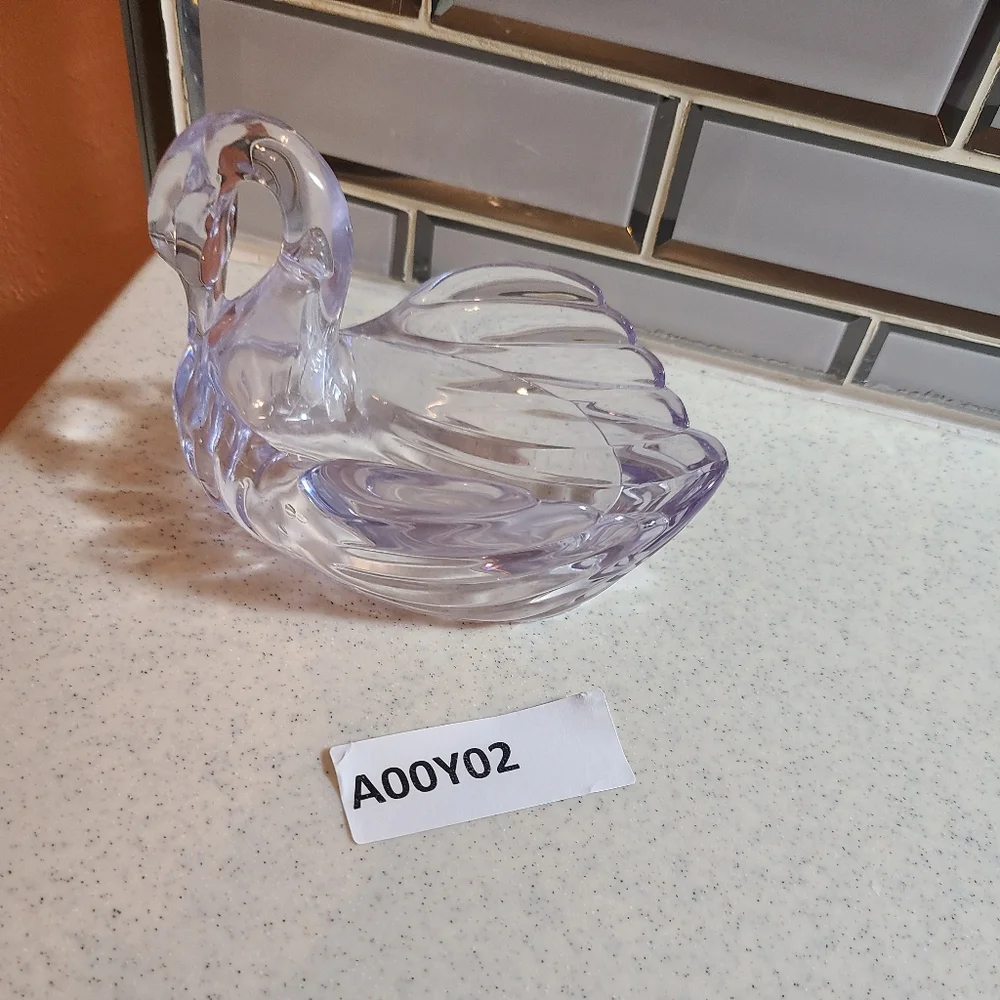 Vintage Clear Plastic Swan Soap DIsh Vintage Home Decor 1990s